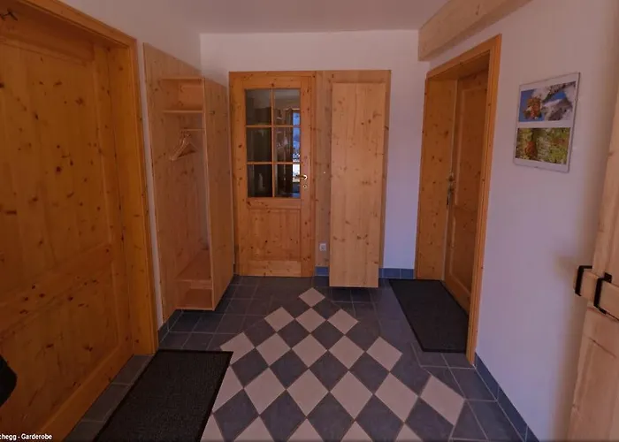 霍赫艾格公寓 *